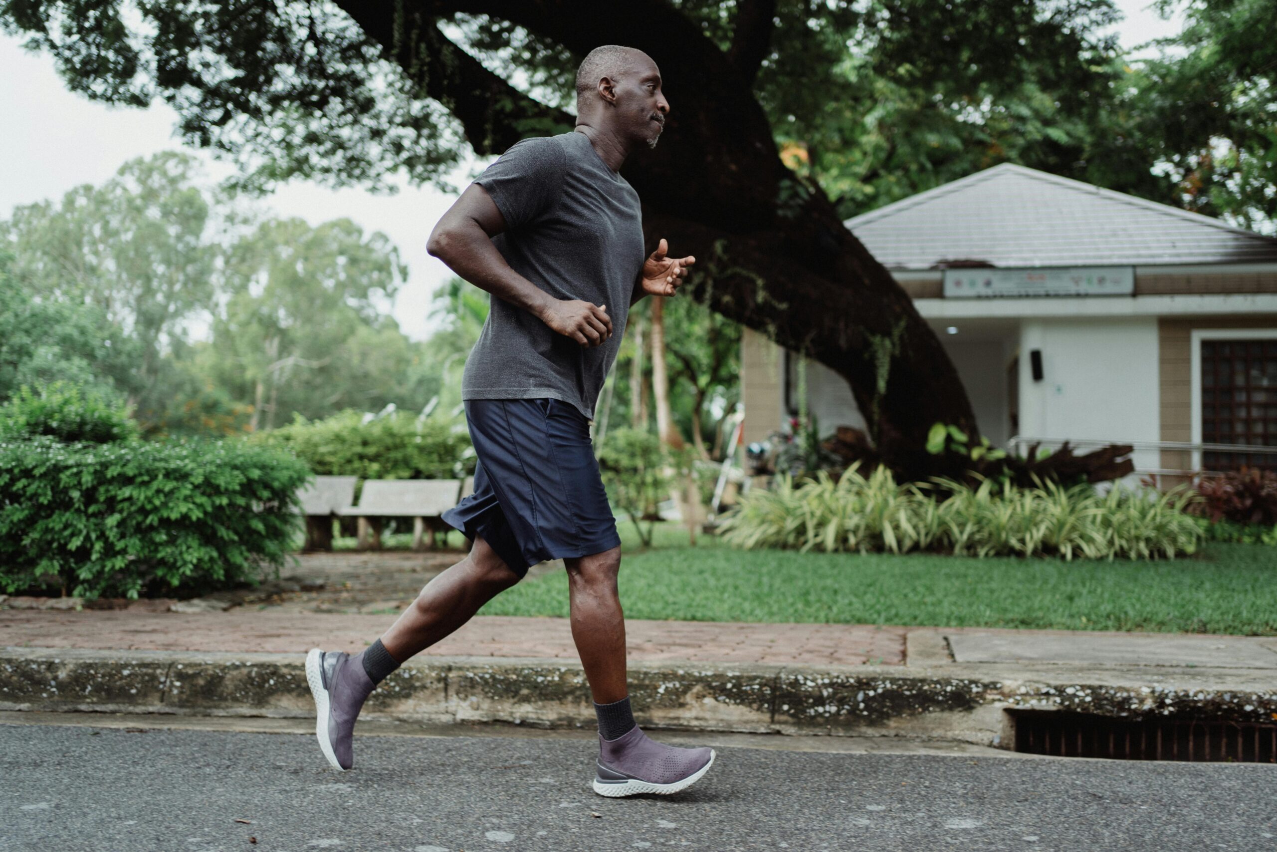 How Running 5 KM Daily Can Help You Burn Fat and Lose Weight